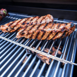 Saber Elite 1500 32-Inch 3-Burner Infrared Propane Gas Grill With Side Burner - R50SC1417 - Image 10