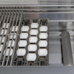 Turbo Elite 32-in 4-Burner Propane Grill With Rear Infrared Burner - Image 4