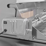 Lion L75000 32-Inch Stainless Steel Built-In Natural Gas Grill - Image 4