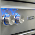 Lynx L36TR-NG Professional 36-Inch Built-In Natural Gas Grill With One Infrared Trident Burner And Rotisserie - Image 11