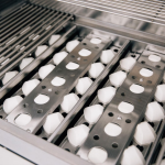 Summerset Sizzler Pro 32-in 4 Burner Built-In Propane Gas Grill w/ Rear Infrared Burner -SZRPRO32L - Image 14