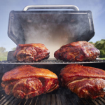 Weber Searwood 600 Porcelain Coated Steel Pellet Grill - 1500120 - Image 3