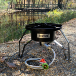 Bayou Classic High Pressure Outdoor Stove With Windscreen - Image 3