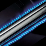 Broil King Porta-Chef 320 3-Burner Portable Propane Gas Grill - Image 4