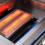 Summerset Sizzler Pro 32-in 4 Burner Built-In Natural Gas Grill w/ Rear Infrared Burner - SZRPRO32 - Image 7