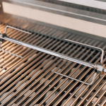 Summerset Sizzler Pro 32-in 4 Burner Built-In Natural Gas Grill w/ Rear Infrared Burner - SZRPRO32 - Image 8