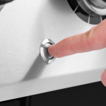 Broil King Regal S420 4-Burner Built-In Propane Gas Grill - Stainless Steel - 885714 - Image 9