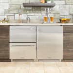 True 24 Inch 5.6 Cu. Ft. Right Hinge Outdoor Refrigerator - Overlay Ready - TUR-24-R-OP-C - Image 2