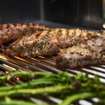 Weber Genesis SP-S-325 Special Edition Natural Gas Grill w/ Sear Zone - Stainless Steel - 1500593 - Image 6